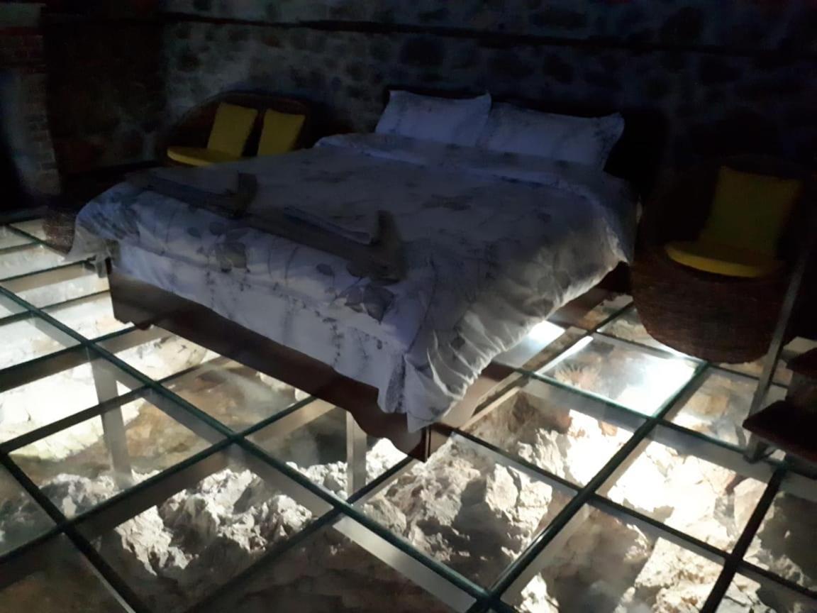 Nuci'S Home Glass Floor Tushemisht ภายนอก รูปภาพ